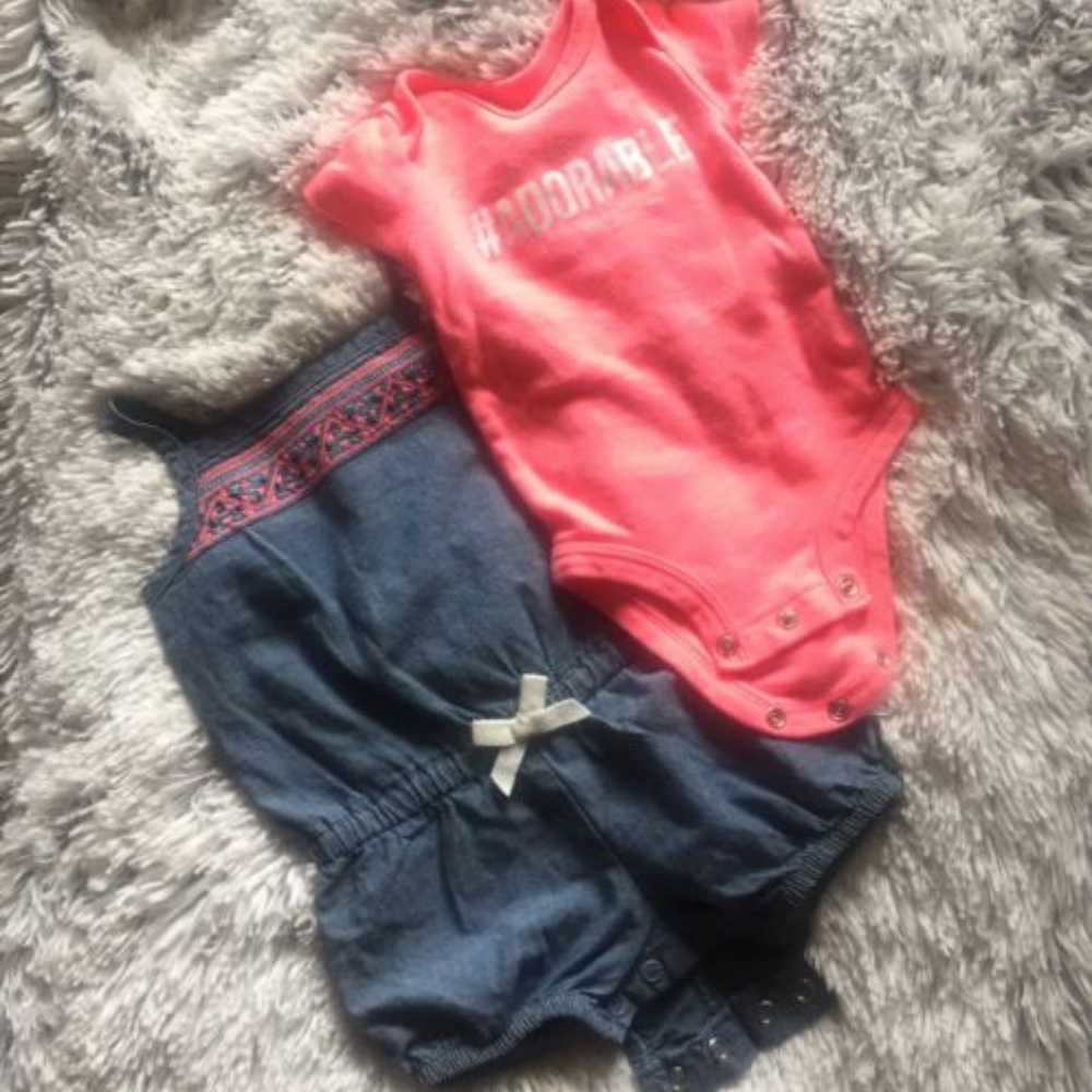 Baby Girl Carters Set of 2 NB Onesie and 6M Romper